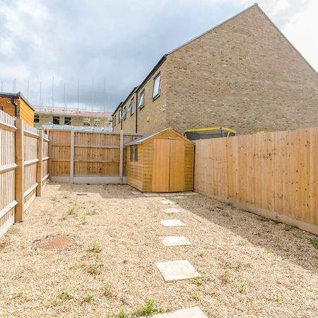 The Central Lodge Dartford Exterior photo