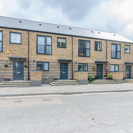 The Central Lodge Dartford Exterior photo